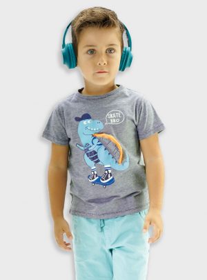 Set with striped t-shirt for boys