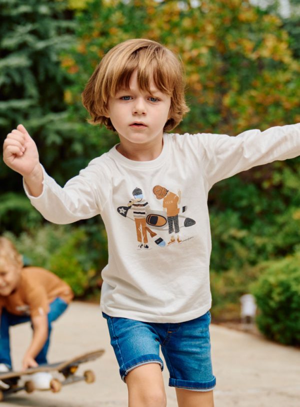 T-shirt with print for boys