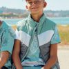 Sleeveless vest jacket for boys