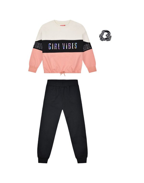 Girl΄s fleece set with embossed print and matching scrunchie