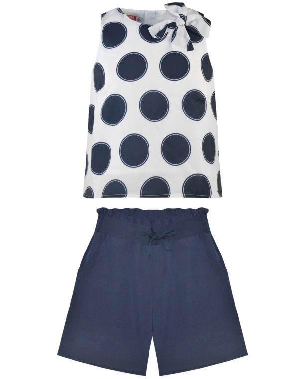 Set top with dots & shorts