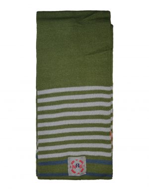 Scarf with stripes