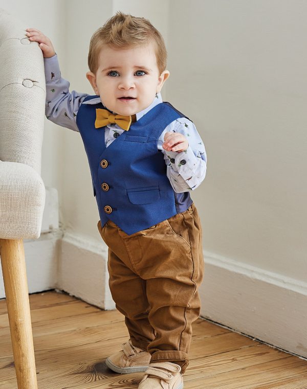 Baby boy΄s 4pcs set, shirt, bowtie, vest, and pants.Boutique collection